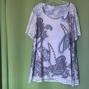 Paisley Lace Sleeve Women's Top